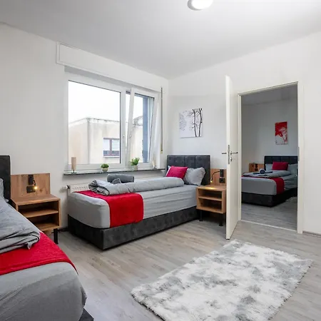 Serviceroom24 - 3 In Wlan - Smart-tv - 24-7 Check-in Und Kueche דירה